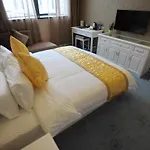 Ramada Encore Shanghai Pudong