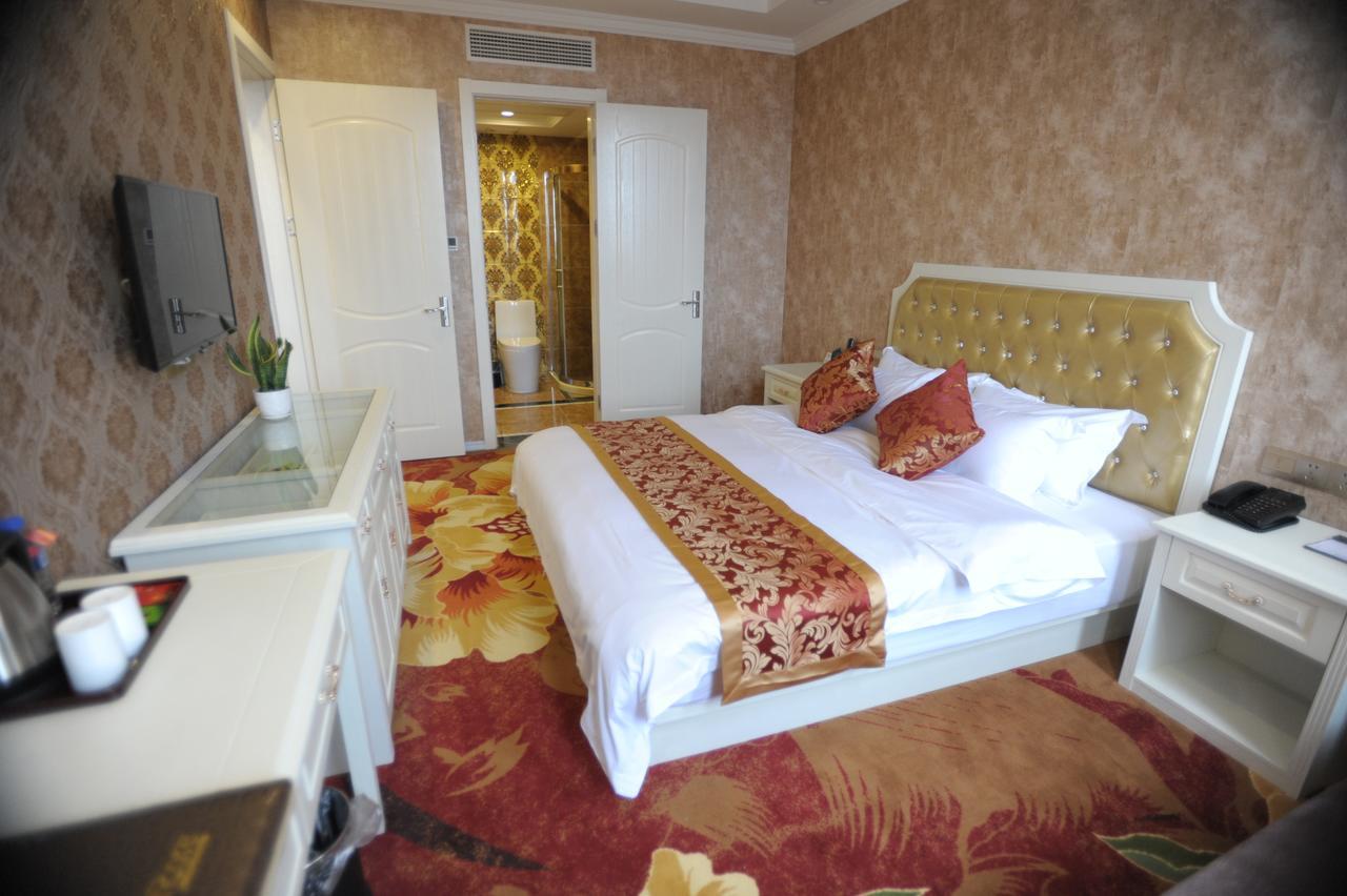Ramada Encore Pudong 3*